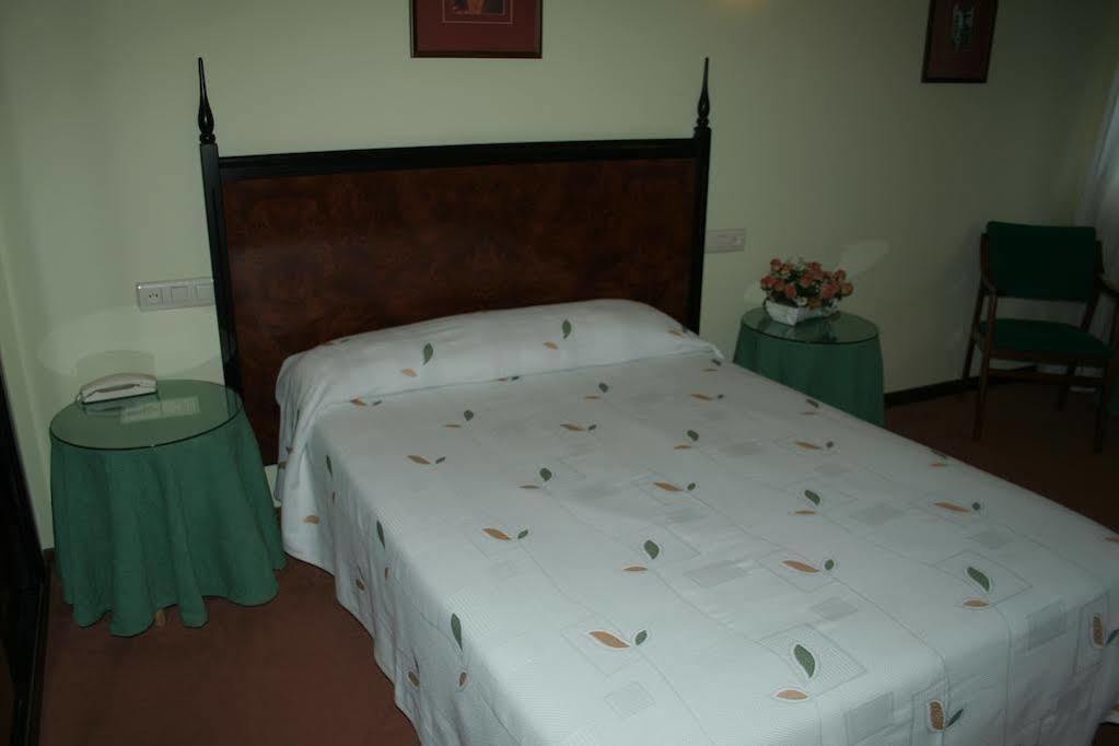 Hotel Canal Unquera Ngoại thất bức ảnh