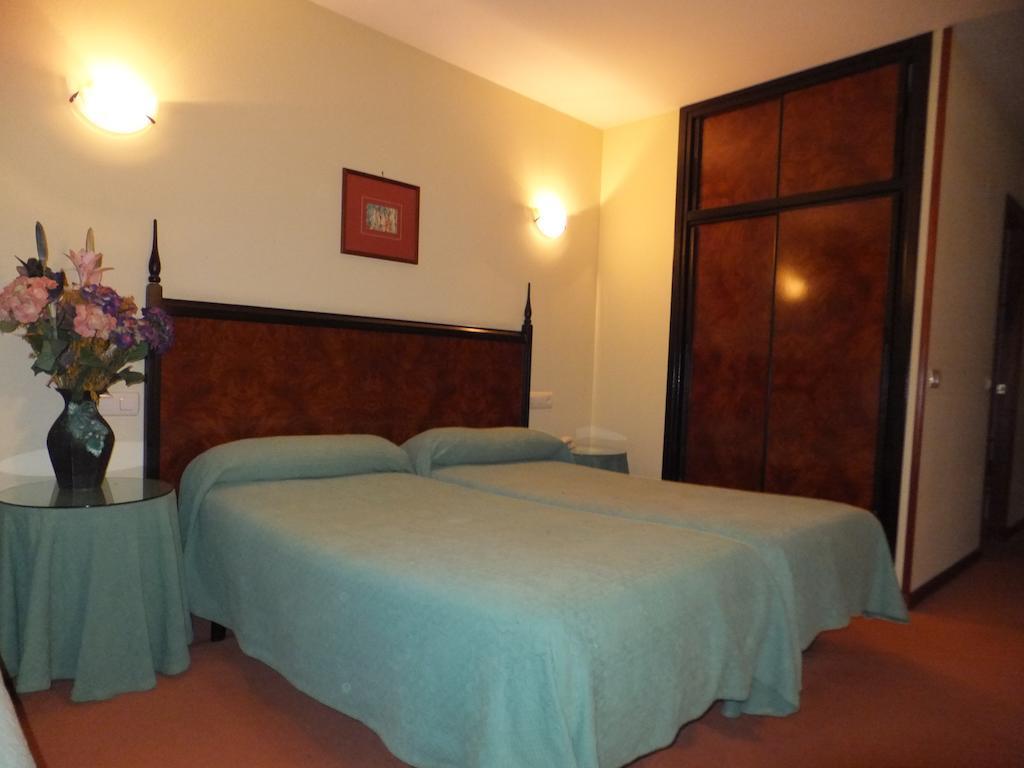 Hotel Canal Unquera Ngoại thất bức ảnh